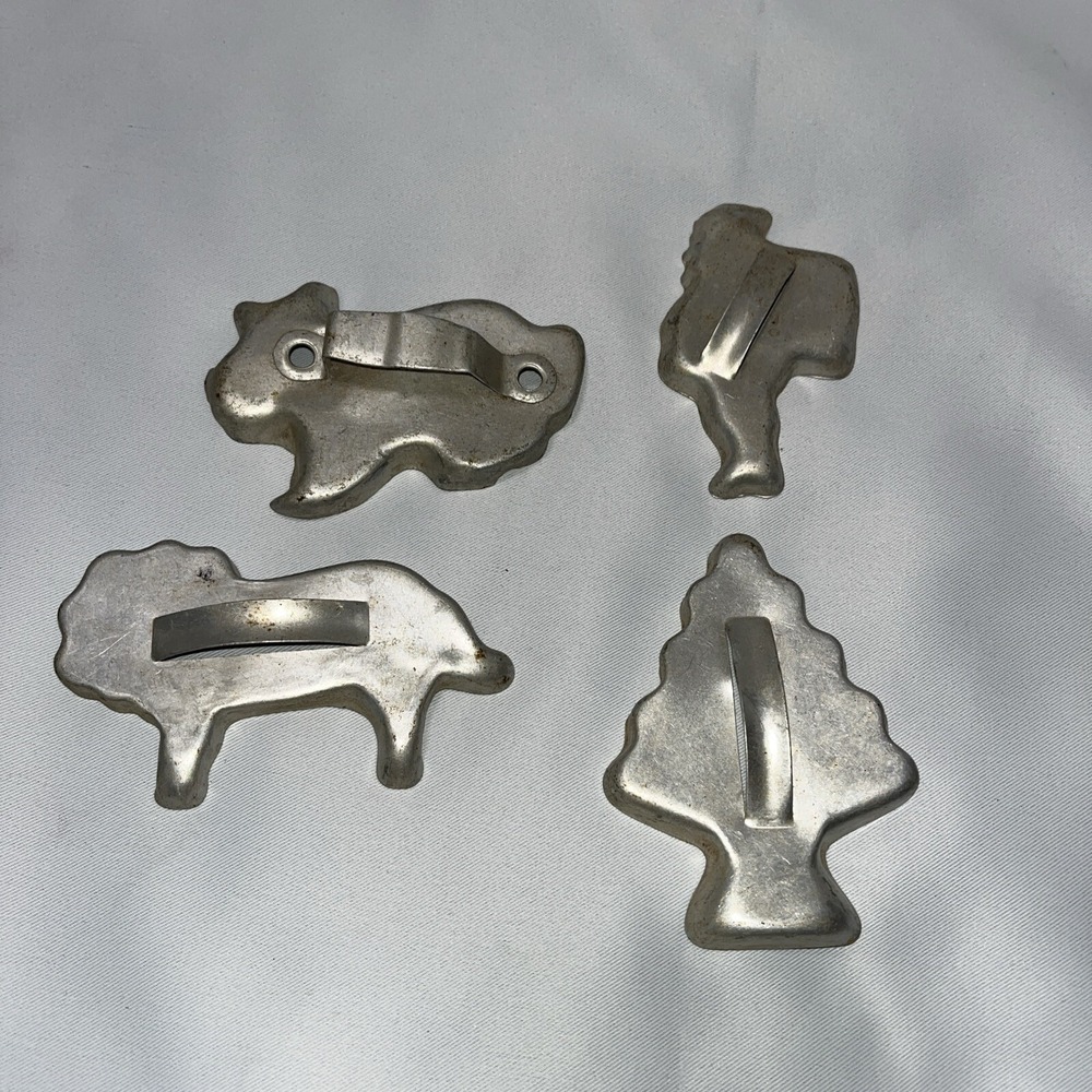 Vintage 1950's Set Of 4 Metal Cookie Cutters With‎ Handles